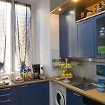 Alojamento de Acomodação e Pequeno-almoço La Finestra Di Fronte