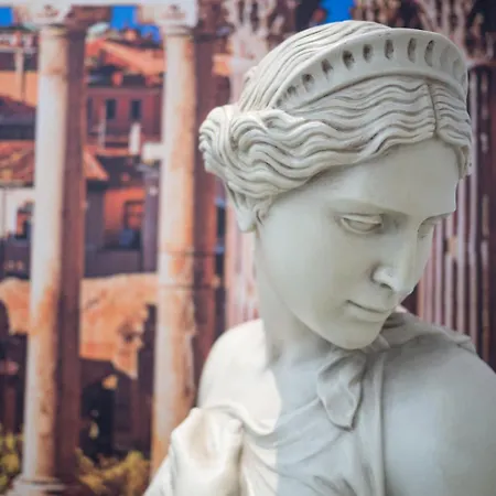 B ＆ B ラ フィネストラ ディ フロンテ 4*