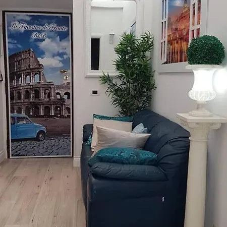 B ＆ B ラ フィネストラ ディ フロンテ ベッド・アンド・ブレックファスト ローマ