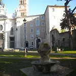 Bed & Breakfast La Finestra Di Fronte 4*