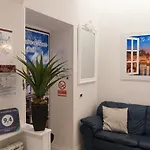 Bed & Breakfast La Finestra Di Fronte